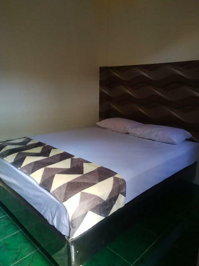 Thalia Guesthouse Ijen - Bromo & Sukamade Tour Баньювангі Екстер'єр фото