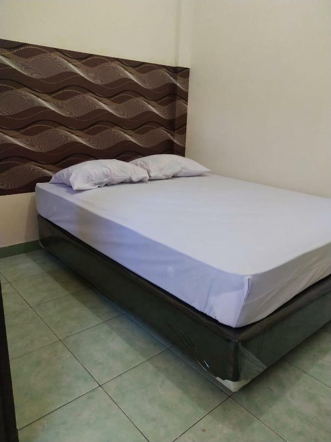 Thalia Guesthouse Ijen - Bromo & Sukamade Tour Баньювангі Екстер'єр фото